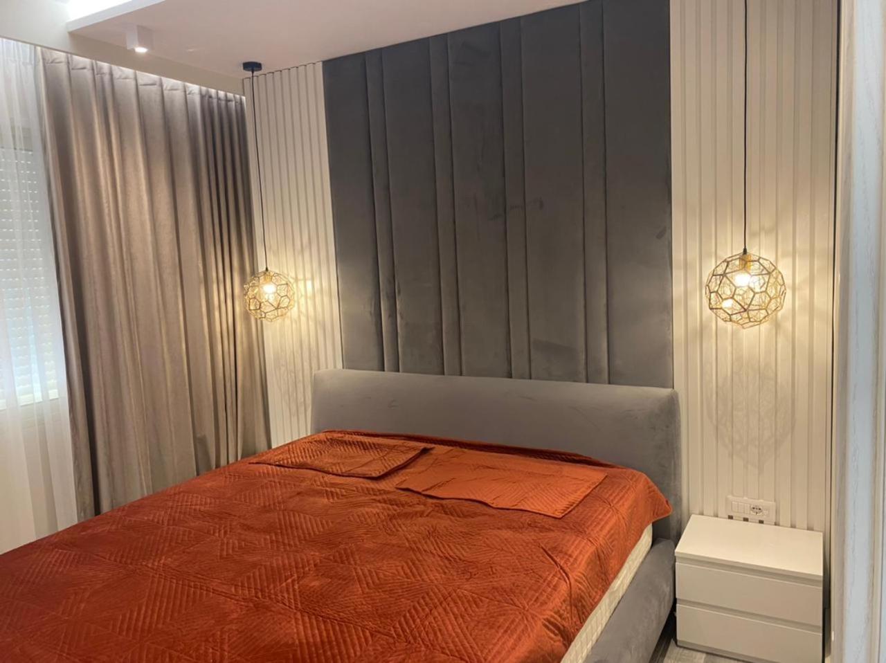 Luxury Seaview Vlora Flat Free Parking Apartment Bilik gambar